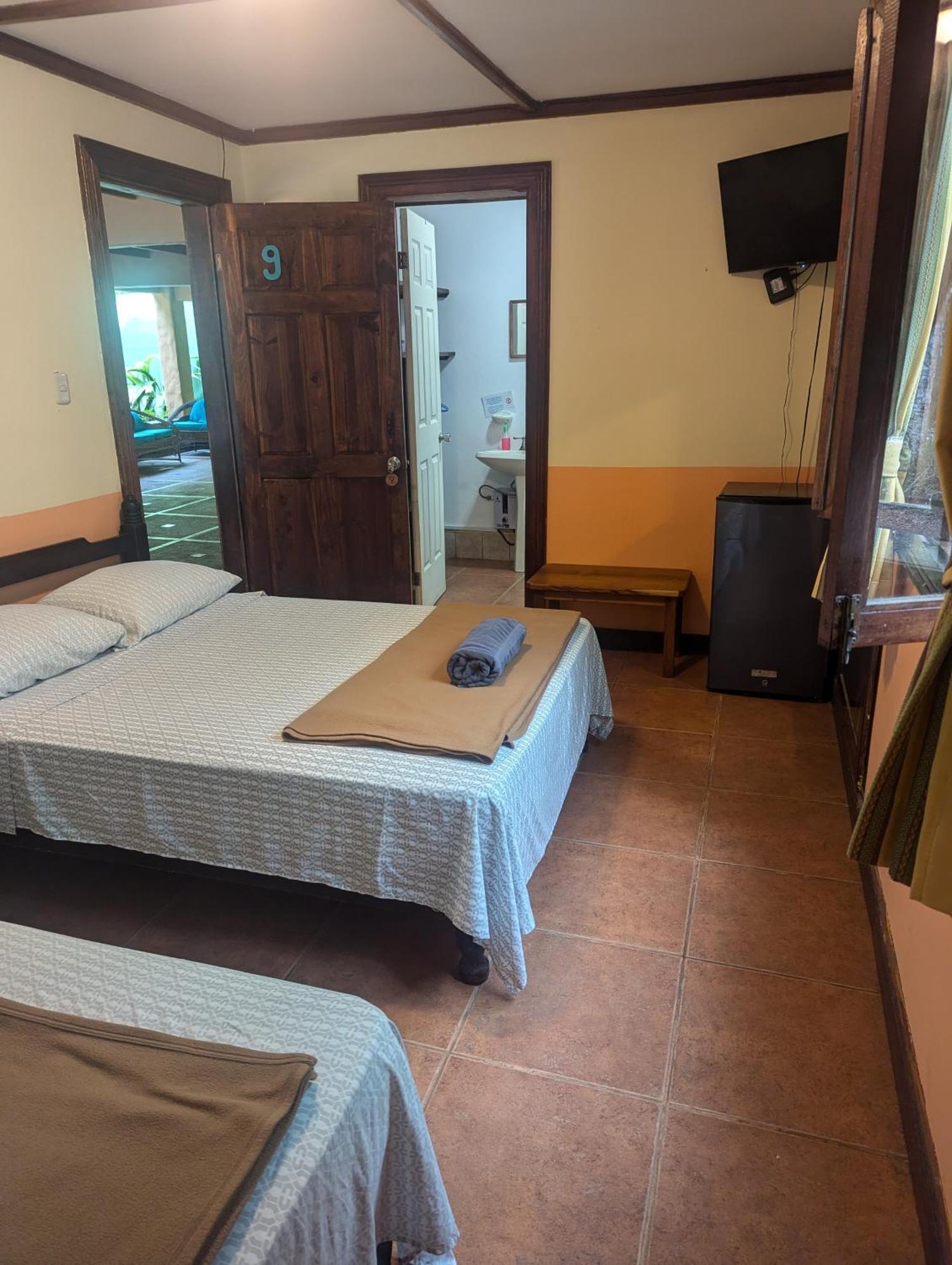 Tasty Dayz Hostel Puerto Viejo de Talamanca Eksteriør bilde